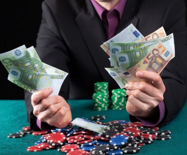 Вывод денег в казино Вулкан